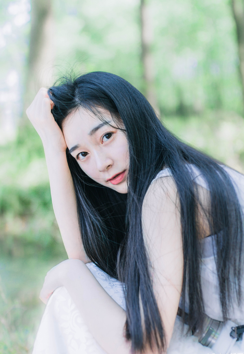 “你……”刘璋怒视法正，法正却一脸淡然的看向刘璝：“也幸好，他够蠢，帮我们解决了张任，否则，要入成都，还需多废许多功夫。”